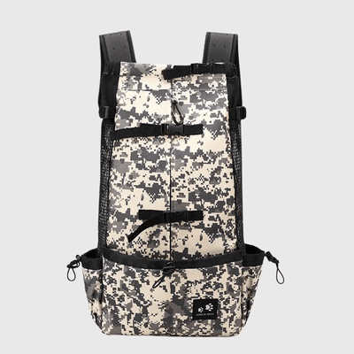 https://cdn.shopify.com/s/files/1/0763/9767/4819/files/Sac_a_dos_chien_moto_militaire.png?v=1757085965