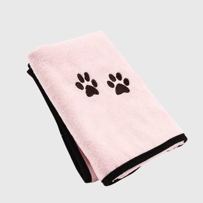 https://cdn.shopify.com/s/files/1/0763/9767/4819/files/Serviette_de_bain_pour_chien_rose.png?v=1752156152