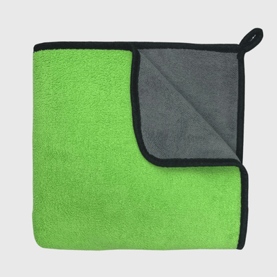 https://cdn.shopify.com/s/files/1/0763/9767/4819/files/Serviette_hyper_absorbante_pour_chien_vert.png?v=1752158212