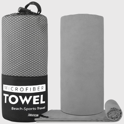 https://cdn.shopify.com/s/files/1/0763/9767/4819/files/Serviette_microfibre_pour_chien_gris.png?v=1752157101