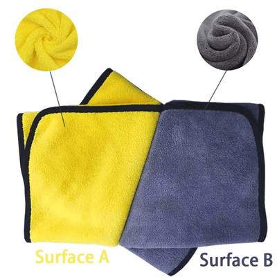 https://cdn.shopify.com/s/files/1/0763/9767/4819/files/Serviette_pour_essuyer_chien_recto_verso.png?v=1752159851