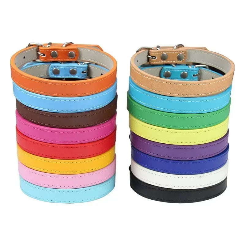 https://cdn.shopify.com/s/files/1/0923/9910/8483/files/Collier_Pour_Chien_En_Cuir_Color.webp?v=1746137174