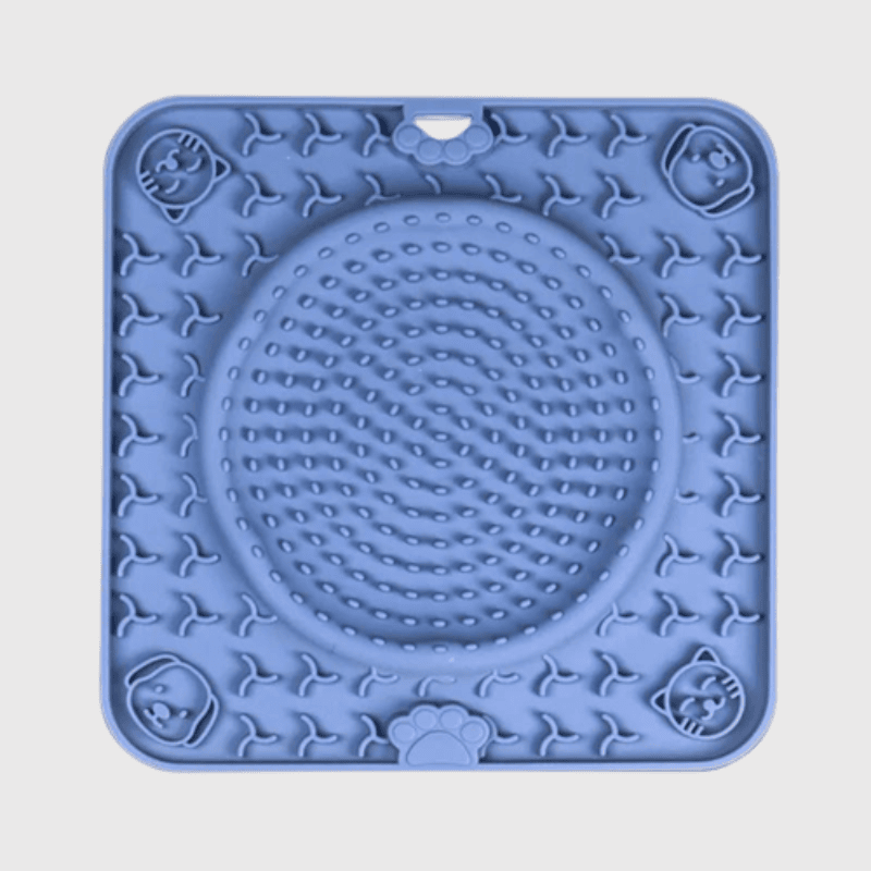 https://cdn.shopify.com/s/files/1/0763/9767/4819/files/Tapis_de_fouille_pour_chien_en_forme_de_carre_et_rond_bleu_fonce.png?v=1696264239