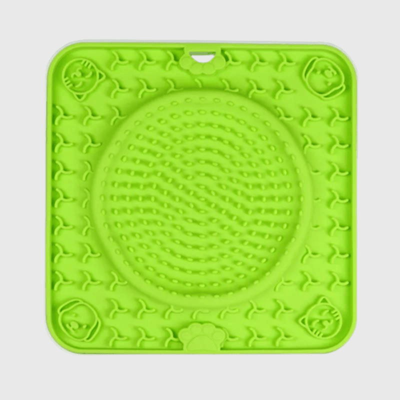https://cdn.shopify.com/s/files/1/0763/9767/4819/files/Tapis_de_fouille_pour_chien_en_forme_de_carre_et_rond_bleu_fonce.png?v=1696264239