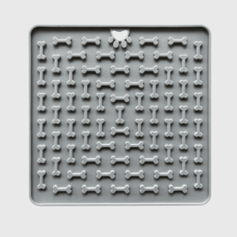 https://cdn.shopify.com/s/files/1/0763/9767/4819/files/Tapis_de_fouille_pour_chien_en_forme_de_carre_multicolore_gris.png?v=1696268859