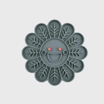 https://cdn.shopify.com/s/files/1/0763/9767/4819/files/Tapis_de_lechage_chien_en_forme_de_fleur_gris.png?v=1696261131