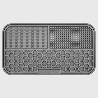 https://cdn.shopify.com/s/files/1/0763/9767/4819/files/Tapis_de_lechage_chien_rectangle_gris_amai_canin.png?v=1692987579