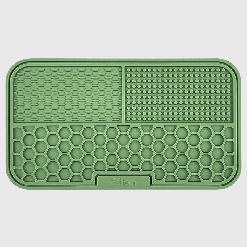 https://cdn.shopify.com/s/files/1/0763/9767/4819/files/Tapis_de_lechage_chien_rectangle_violet_fidele_compagnon.png?v=1692987583