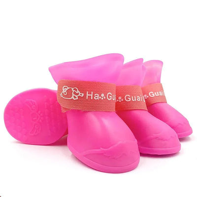 https://cdn.shopify.com/s/files/1/0647/9170/7830/files/bottes-de-pluie-pour-chien-2505146.webp?v=1777924877