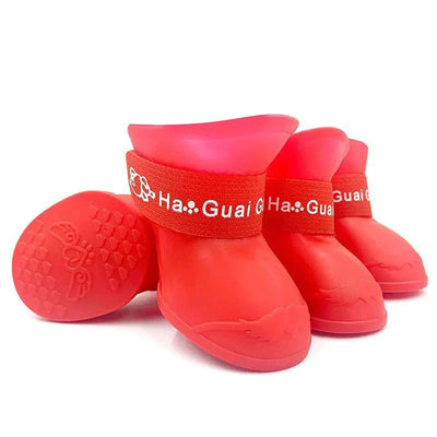 https://cdn.shopify.com/s/files/1/0647/9170/7830/files/bottes-de-pluie-pour-chien-4494907.webp?v=1777924876