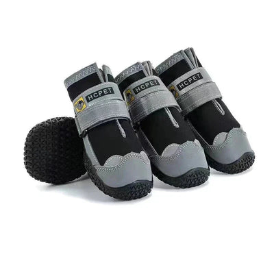 https://cdn.shopify.com/s/files/1/0647/9170/7830/files/bottes-de-protection-pour-chien-6173209.webp?v=1777924936