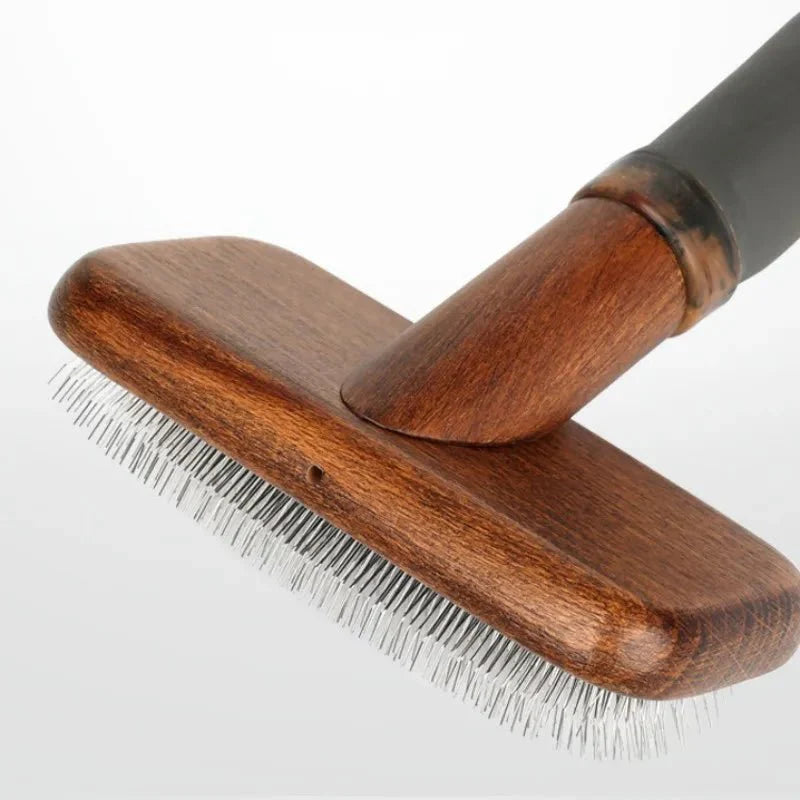 https://cdn.shopify.com/s/files/1/0647/9170/7830/files/brosse-pour-chien-professionnelle-3533749.webp?v=1777923856