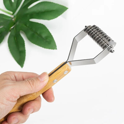 https://cdn.shopify.com/s/files/1/0647/9170/7830/files/brosse-pour-cocker-spaniel-3334816.jpg?v=1777923428
