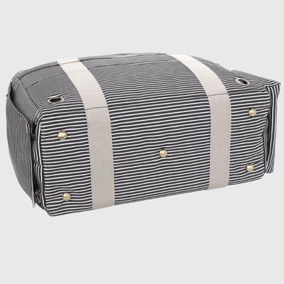 https://cdn.shopify.com/s/files/1/0763/9767/4819/files/caisse_de_transport_souple_pour_chien_dessous.png?v=1748439823