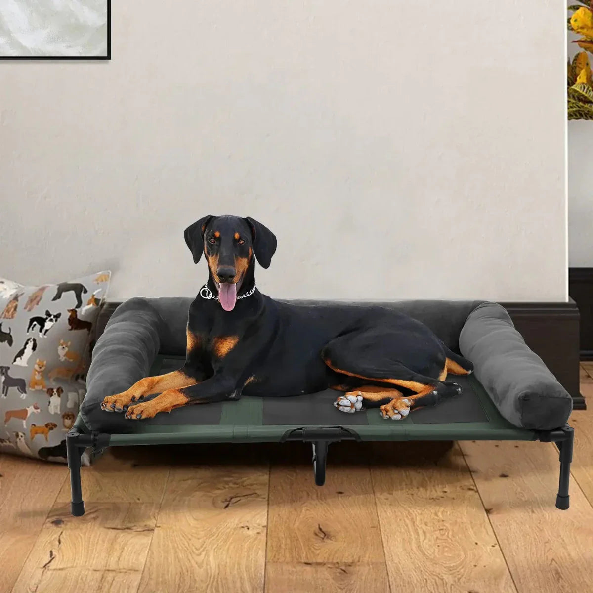 https://cdn.shopify.com/s/files/1/0647/9170/7830/files/canape-sureleve-resistant-et-impermeable-pour-chien-1915720.webp?v=1777925415