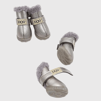 https://cdn.shopify.com/s/files/1/0763/9767/4819/files/chaussette_pour_chien_neige_argent.png?v=1752237263