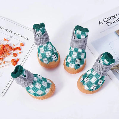 https://cdn.shopify.com/s/files/1/0647/9170/7830/files/chaussure-pour-chien-2208994.webp?v=1777925177