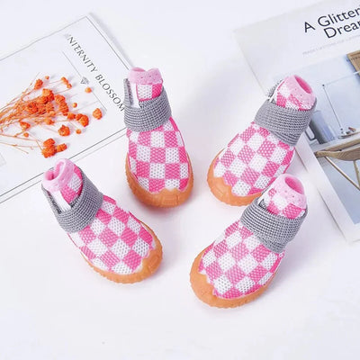 https://cdn.shopify.com/s/files/1/0647/9170/7830/files/chaussure-pour-chien-7214612.webp?v=1777925179