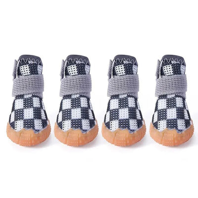 https://cdn.shopify.com/s/files/1/0647/9170/7830/files/chaussure-pour-chien-8693754.webp?v=1777925178
