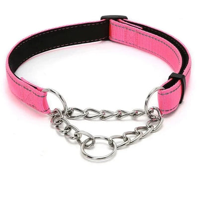 https://cdn.shopify.com/s/files/1/0647/9170/7830/files/collier-etrangleur-chien-en-nylon-rose-5565680.webp?v=1777924628