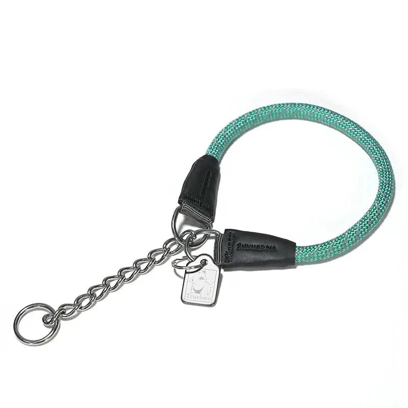 https://cdn.shopify.com/s/files/1/0647/9170/7830/files/collier-etrangleur-chien-style-corde-vert-7821282.webp?v=1777925530
