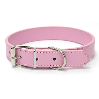 https://cdn.shopify.com/s/files/1/0647/9170/7830/files/collier-style-cuir-ajustable-pour-chien-3501648.webp?v=1777924219