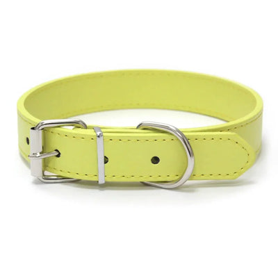 https://cdn.shopify.com/s/files/1/0647/9170/7830/files/collier-style-cuir-ajustable-pour-chien-7691330.webp?v=1777924273