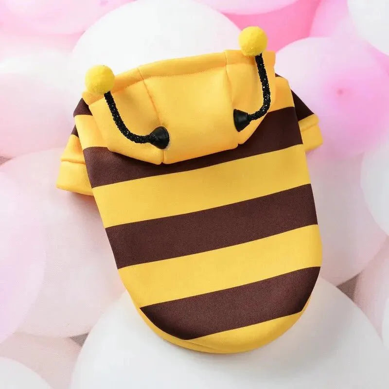https://cdn.shopify.com/s/files/1/0647/9170/7830/files/deguisement-abeille-pour-chien-6665510.webp?v=1777925591
