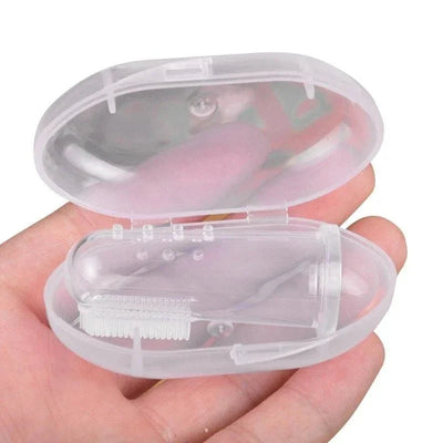 https://cdn.shopify.com/s/files/1/0647/9170/7830/files/doigt-brosse-a-dent-transparent-6502792.webp?v=1777924455