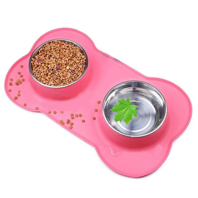 https://cdn.shopify.com/s/files/1/0647/9170/7830/files/doubles-gamelles-anti-derapante-pour-chien-8697318.webp?v=1777925357