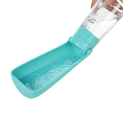 https://cdn.shopify.com/s/files/1/0647/9170/7830/files/gourde-a-eau-avec-gamelle-portable-8850833.webp?v=1777923971