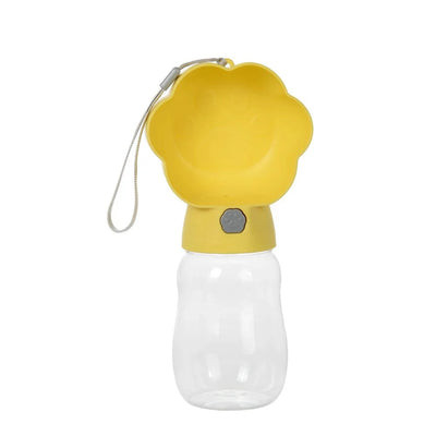 https://cdn.shopify.com/s/files/1/0647/9170/7830/files/gourde-portable-2en1-pour-chien-4811288.webp?v=1777924634