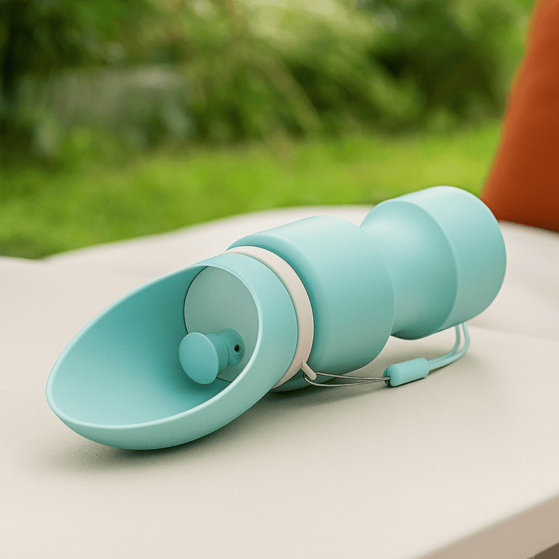 https://cdn.shopify.com/s/files/1/0647/9170/7830/files/gourde-pour-chien-pliable-8107875.webp?v=1777923913
