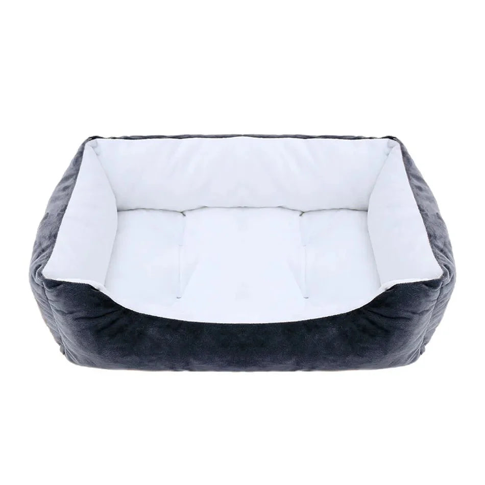 https://cdn.shopify.com/s/files/1/0647/9170/7830/files/grand-panier-pour-chien-xxl-noir-et-bleu-clair-8465206.webp?v=1777924572