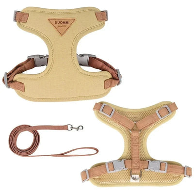 https://cdn.shopify.com/s/files/1/0647/9170/7830/files/harnais-et-laisse-pour-petit-chien-8316163.webp?v=1777925049