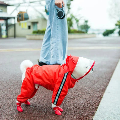 https://cdn.shopify.com/s/files/1/0647/9170/7830/files/impermeable-rouge-pour-chien-3254525.webp?v=1777923856