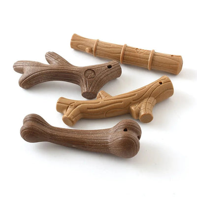 https://cdn.shopify.com/s/files/1/0647/9170/7830/files/jouet-en-forme-de-baton-3265988.webp?v=1777924870
