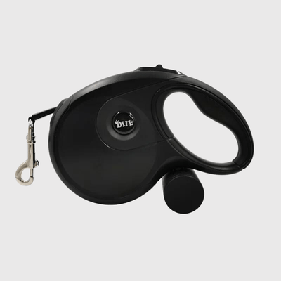 https://cdn.shopify.com/s/files/1/0763/9767/4819/files/laisse_retractable_chien_noir.png?v=1698853665
