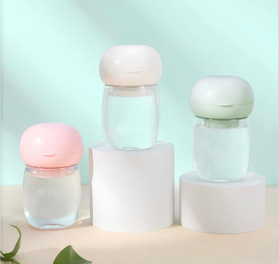 https://cdn.shopify.com/s/files/1/0647/9170/7830/files/mini-gourde-pour-chien-5156616.jpg?v=1777923919