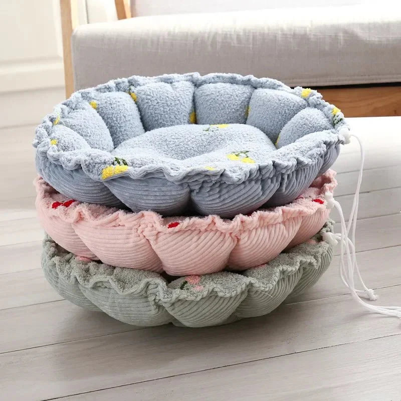 https://cdn.shopify.com/s/files/1/0647/9170/7830/files/panier-ajustable-mignon-pour-chien-7314444.webp?v=1777924211