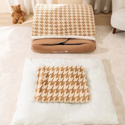 https://cdn.shopify.com/s/files/1/0647/9170/7830/files/panier-avec-toit-pour-chien-8524242.webp?v=1777923917