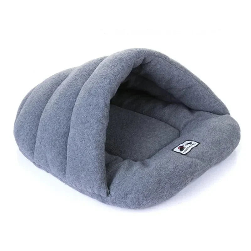 https://cdn.shopify.com/s/files/1/0647/9170/7830/files/panier-dhiver-detente-8708490.webp?v=1777924997