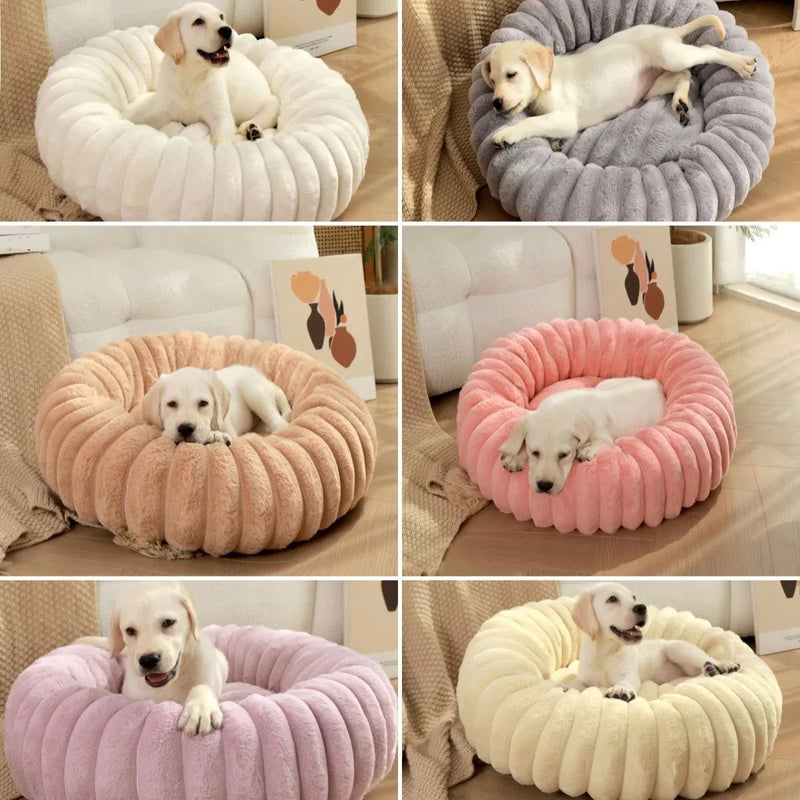 https://cdn.shopify.com/s/files/1/0647/9170/7830/files/panier-fluffy-style-velour-pour-grand-chien-peche-4255244.webp?v=1777924629
