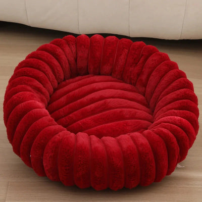https://cdn.shopify.com/s/files/1/0647/9170/7830/files/panier-fluffy-style-velour-pour-grand-chien-rouge-7554833.webp?v=1777924150