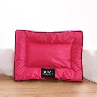 https://cdn.shopify.com/s/files/1/0647/9170/7830/files/panier-indestructible-et-confortable-pour-chien-4111220.webp?v=1777924510