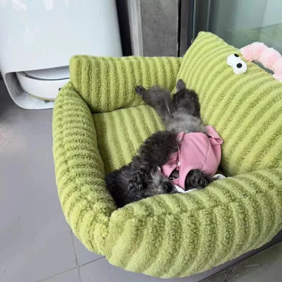 https://cdn.shopify.com/s/files/1/0647/9170/7830/files/panier-original-pour-petit-chien-3490991.webp?v=1777924214