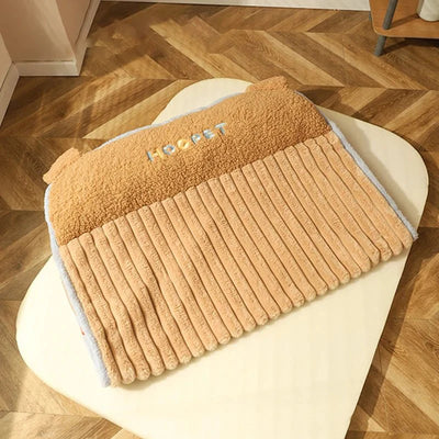 https://cdn.shopify.com/s/files/1/0647/9170/7830/files/panier-pour-chien-anti-stress-tout-doux-6546055.webp?v=1777924931
