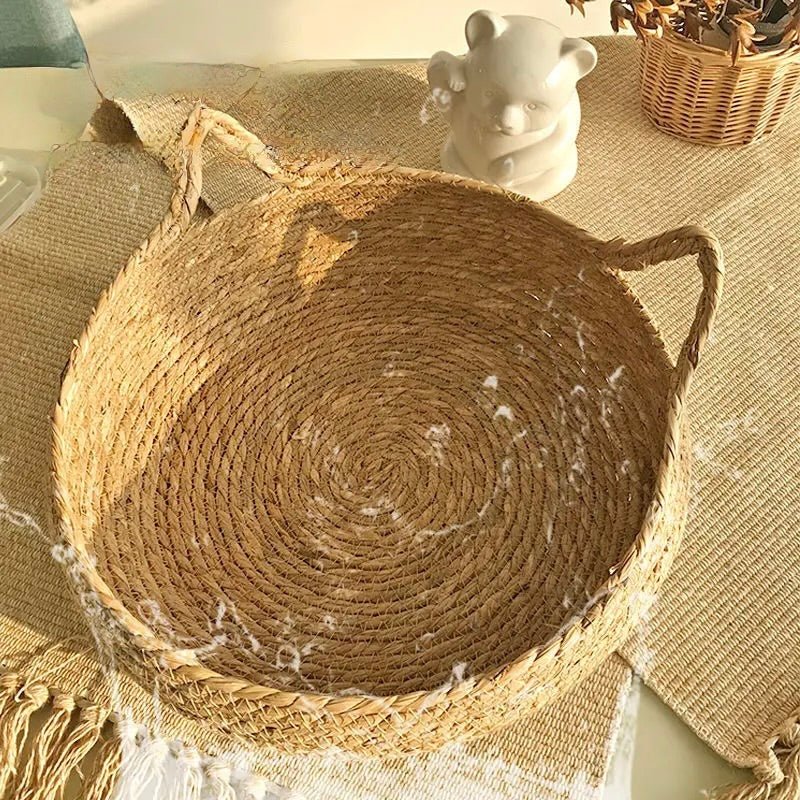 https://cdn.shopify.com/s/files/1/0647/9170/7830/files/panier-pour-chien-en-osier-2490477.webp?v=1777924392