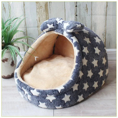 https://cdn.shopify.com/s/files/1/0647/9170/7830/files/panier-taniere-pour-petit-chien-7999463.webp?v=1777924221