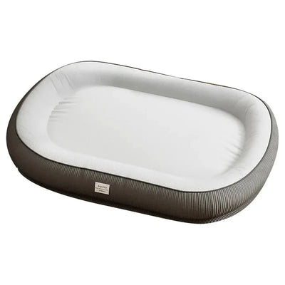 https://cdn.shopify.com/s/files/1/0647/9170/7830/files/panier-xxl-moelleux-pour-chien-blanc-3121747.webp?v=1777924389